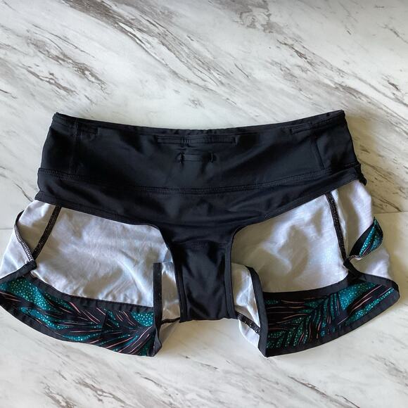 Lululemon Speed Shorts Sz 4, Palm Lace Tofino Teal, Race Running Activewear Gym - Picture 9 of 10